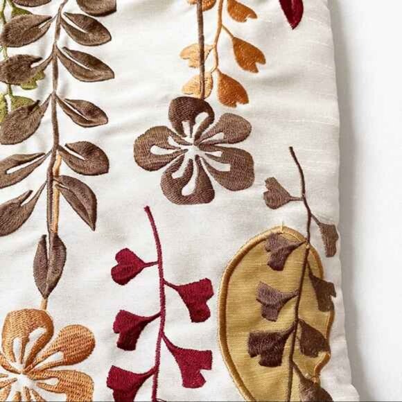 Two Pier 1 Embroidered Floral Throw Pillow Covers Elena Gilbert Vampire Diaries - Picture 3 of 15